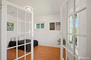 113 NE 60th St, Seattle, WA 98115 - Photo 19