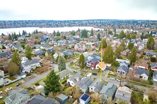 113 NE 60th St, Seattle, WA 98115 - Photo 35