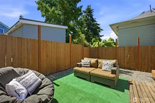 113 NE 60th St, Seattle, WA 98115 - Photo 33