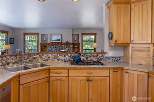 130 Perkins Ln, Lopez Island, WA 98261 - Photo 9