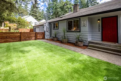 13734 Stone Avenue N, Seattle, WA 98133 - Photo 25