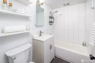 13734 Stone Ave N, Seattle, WA 98133 - Photo 11