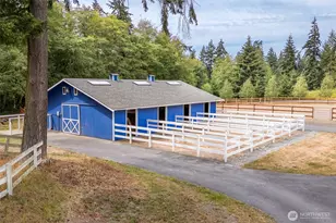 7929 NE Hunt Club Ln, Hansville, WA 98340 - Photo 3