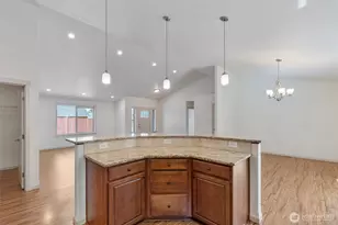 1790 Westside Ct, Centralia, WA 98531 - Photo 9