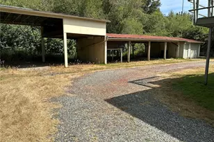 12325 Valley Ave E, Sumner, WA 98390 - Photo 3