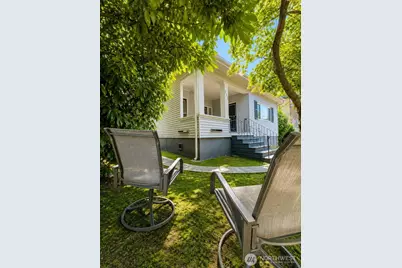 815 15th Avenue E, Seattle, WA 98112 - Photo 3