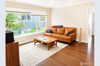 815 15th Avenue E, Seattle, WA 98112 - Photo 11