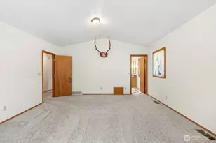 5275 Galbraith Rd, Acme, WA 98220 - Photo 19