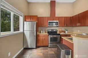 1131 N 93rd St, Seattle, WA 98103 - Photo 15