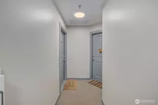 1131 N 93rd St, Seattle, WA 98103 - Photo 3