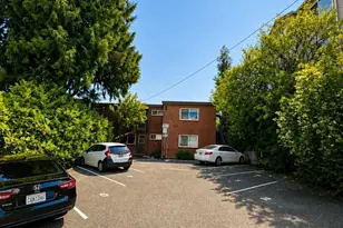 3261 Fuhrman Ave E, Seattle, WA 98102 - Photo 5