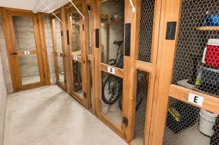 3261 Fuhrman Ave E, Seattle, WA 98102 - Photo 7
