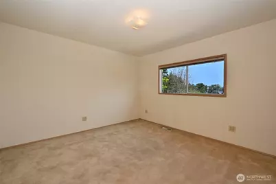 4407 30th Avenue W, Seattle, WA 98199 - Photo 19