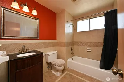 4407 30th Avenue W, Seattle, WA 98199 - Photo 21