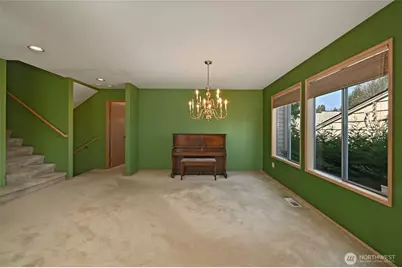 4407 30th Avenue W, Seattle, WA 98199 - Photo 7