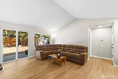 100 S 28th Street, Mount Vernon, WA 98274 - Photo 5