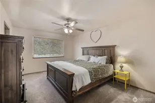 10430 Carter St SE, Yelm, WA 98597 - Photo 17