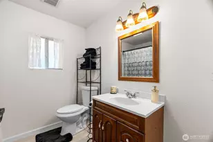 14512 246th St E, Graham, WA 98338 - Photo 13