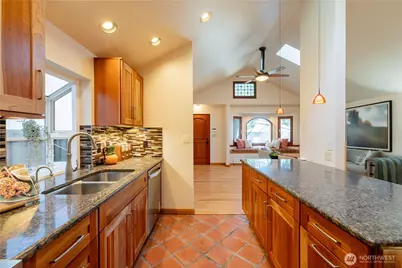 1614 32nd Avenue, Seattle, WA 98122 - Photo 11