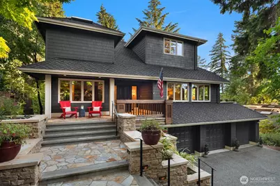 4889 Forest Avenue SE, Mercer Island, WA 98040 - Photo 3