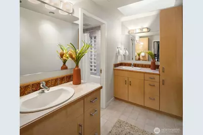 4889 Forest Avenue SE, Mercer Island, WA 98040 - Photo 25