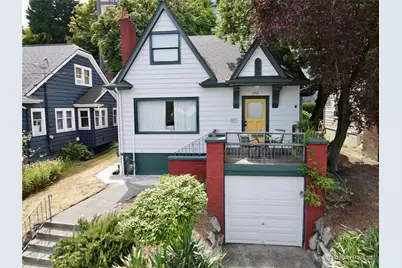 1915 Dexter Avenue N, Seattle, WA 98109 - Photo 1
