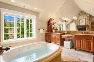 20424 NE 64th Pl, Redmond, WA 98053 - Photo 19
