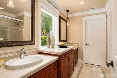 20424 NE 64th Place, Redmond, WA 98053 - Photo 15