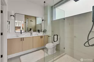 4404 S Othello St, Seattle, WA 98118 - Photo 19