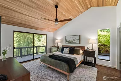 25007 SE Mirrormont Way, Issaquah, WA 98027 - Photo 15