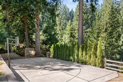 25007 SE Mirrormont Way, Issaquah, WA 98027 - Photo 37