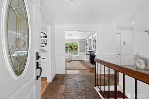 15644 SE 42nd Ct, Bellevue, WA 98006 - Photo 5
