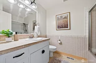 15644 SE 42nd Ct, Bellevue, WA 98006 - Photo 19