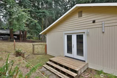 6255 Bayview Road, Clinton, WA 98236 - Photo 31