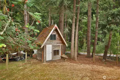 6255 Bayview Road, Clinton, WA 98236 - Photo 27