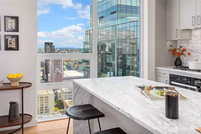 121 Stewart Street #3402, Seattle, WA 98101 - Photo 3