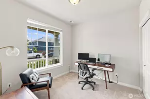 20816 77th St E, Bonney Lake, WA 98391 - Photo 3