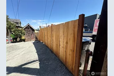 139 NW 85th St, Seattle, WA 98117 - Photo 3