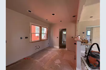 139 NW 85th St, Seattle, WA 98117 - Photo 9