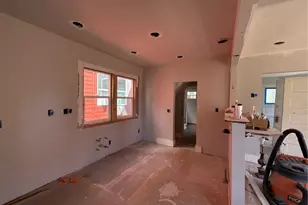 139 NW 85th St, Seattle, WA 98117 - Photo 9
