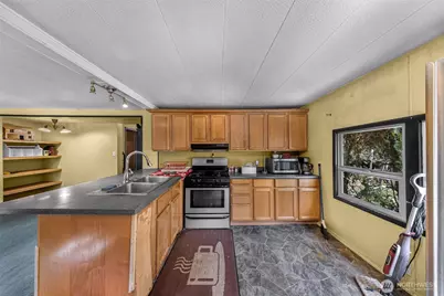 1361 E Axton Road, Bellingham, WA 98226 - Photo 17