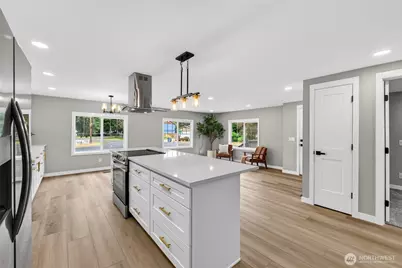 13401 215th Avenue E, Bonney Lake, WA 98391 - Photo 9