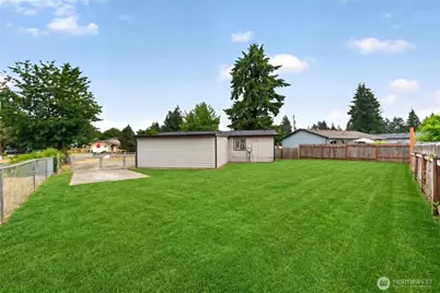 13401 215th Avenue E, Bonney Lake, WA 98391 - Photo 33