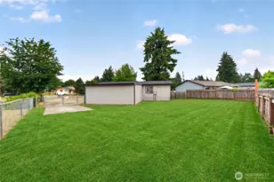 13401 215th Ave E, Bonney Lake, WA 98391 - Photo 33