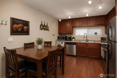 23417 16th Place S #B203, Des Moines, WA 98198 - Photo 5