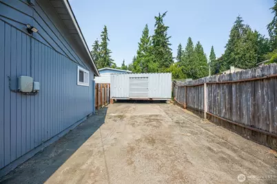 15814 Larch Way, Lynnwood, WA 98087 - Photo 21