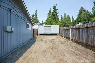 15814 Larch Way, Lynnwood, WA 98087 - Photo 21