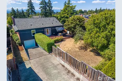 2006 Brashem Avenue, Bremerton, WA 98310 - Photo 3