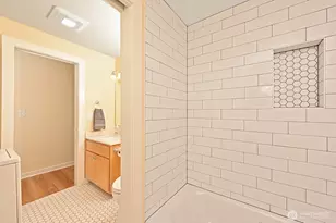 301 W Raye St, Seattle, WA 98119 - Photo 21