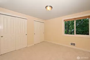 301 W Raye St, Seattle, WA 98119 - Photo 15